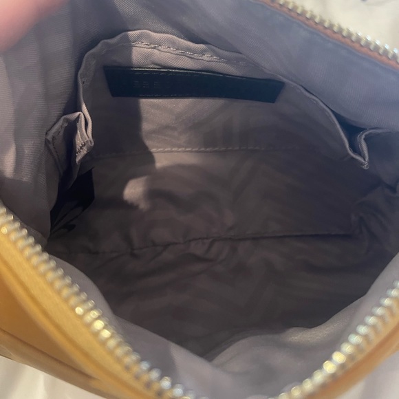 Season's IT color and material from Rebecca Mink-off - Picture 8 of 9